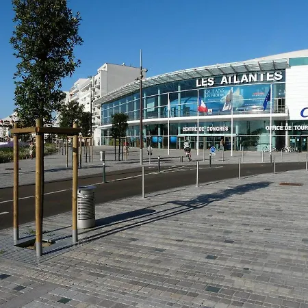 Face Ocean : T3 Au 9eme Avec Balcon-terrasse, Centre Et Ville, Confort - Fr-1-92-645