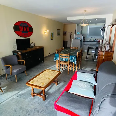 Face Ocean : T3 Au 9eme Avec Balcon-terrasse, Centre Et Ville, Confort - Fr-1-92-645 Apartment Les Sables-d'Olonne