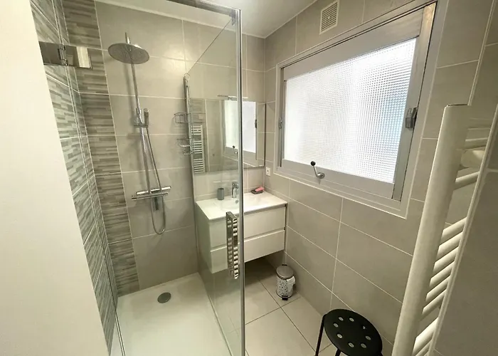 公寓 Face Ocean : T3 Au 9eme Avec Balcon-terrasse, Centre Et Ville, Confort - Fr-1-92-645